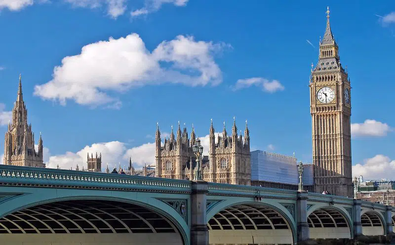 moving to the uk big ben