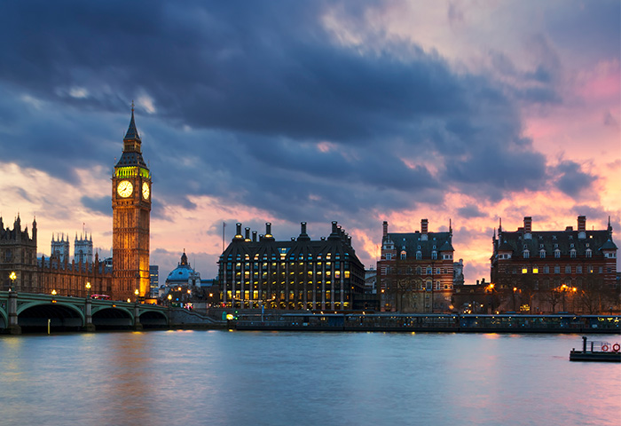 shipping from aus to uk choosing a reliable shipping company